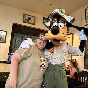 Meet your Posher, Lucy